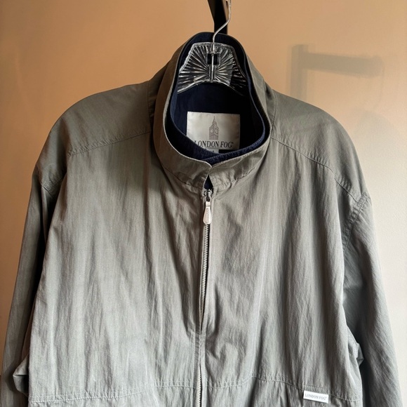 Vintage London Fog Olive Green and Navy Windbreaker Jacket - Picture 2 of 10